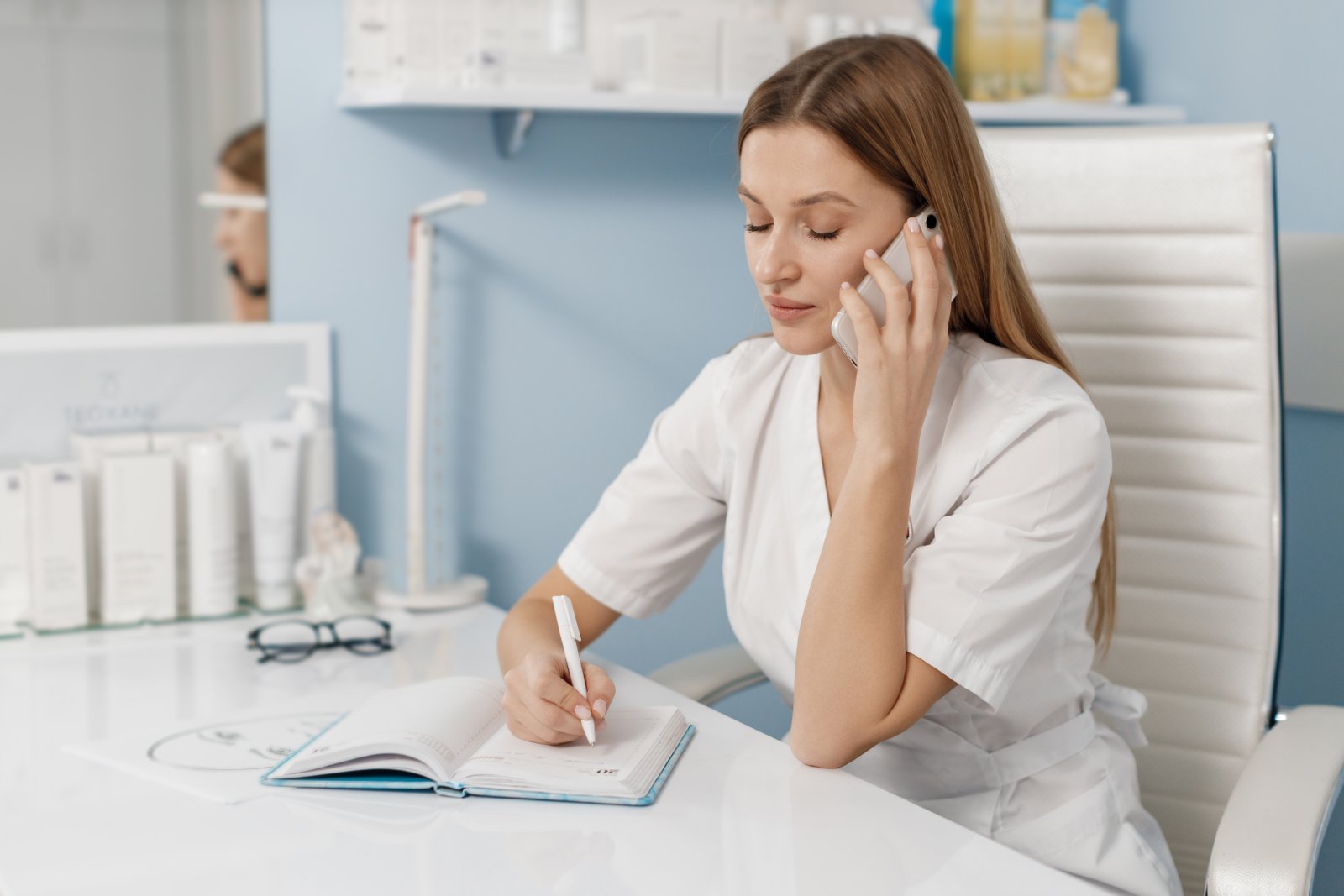 Cosmetic & Plastic Surgery Consultation – Vibudha Wellness